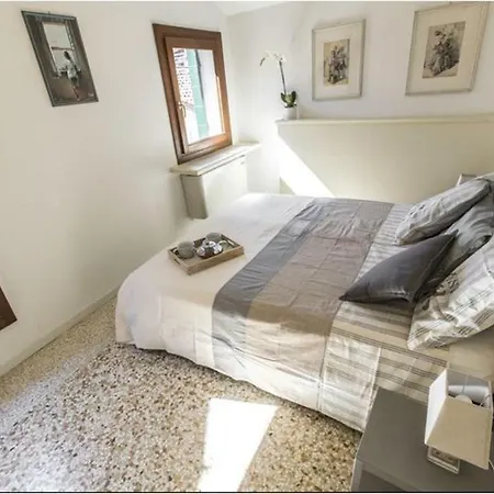 Lovely San Basilio Appartement