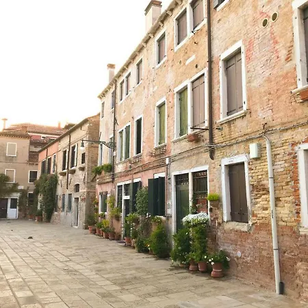 Lovely San Basilio Venedig